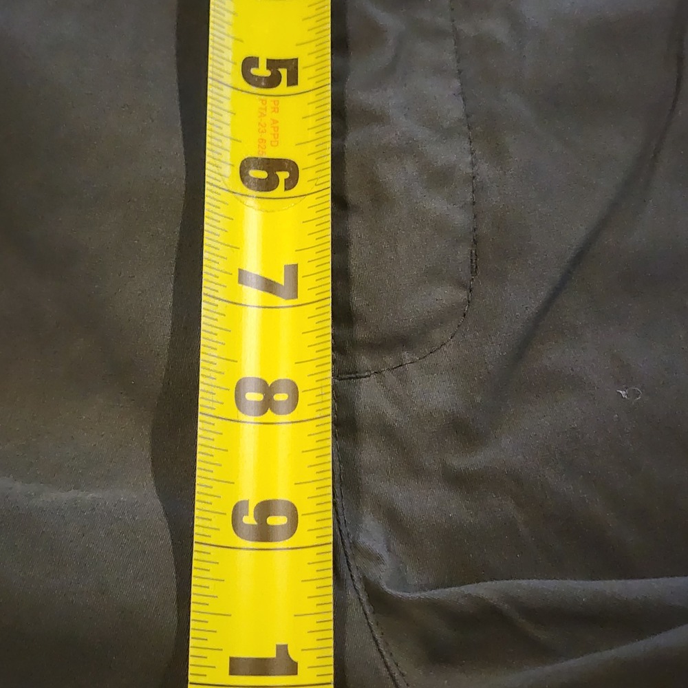 Eddie Bauer Mens Rainier Tech Shorts Size 36 Gray Hiking Outdoor Cargo 1854910 - Picture 7 of 8